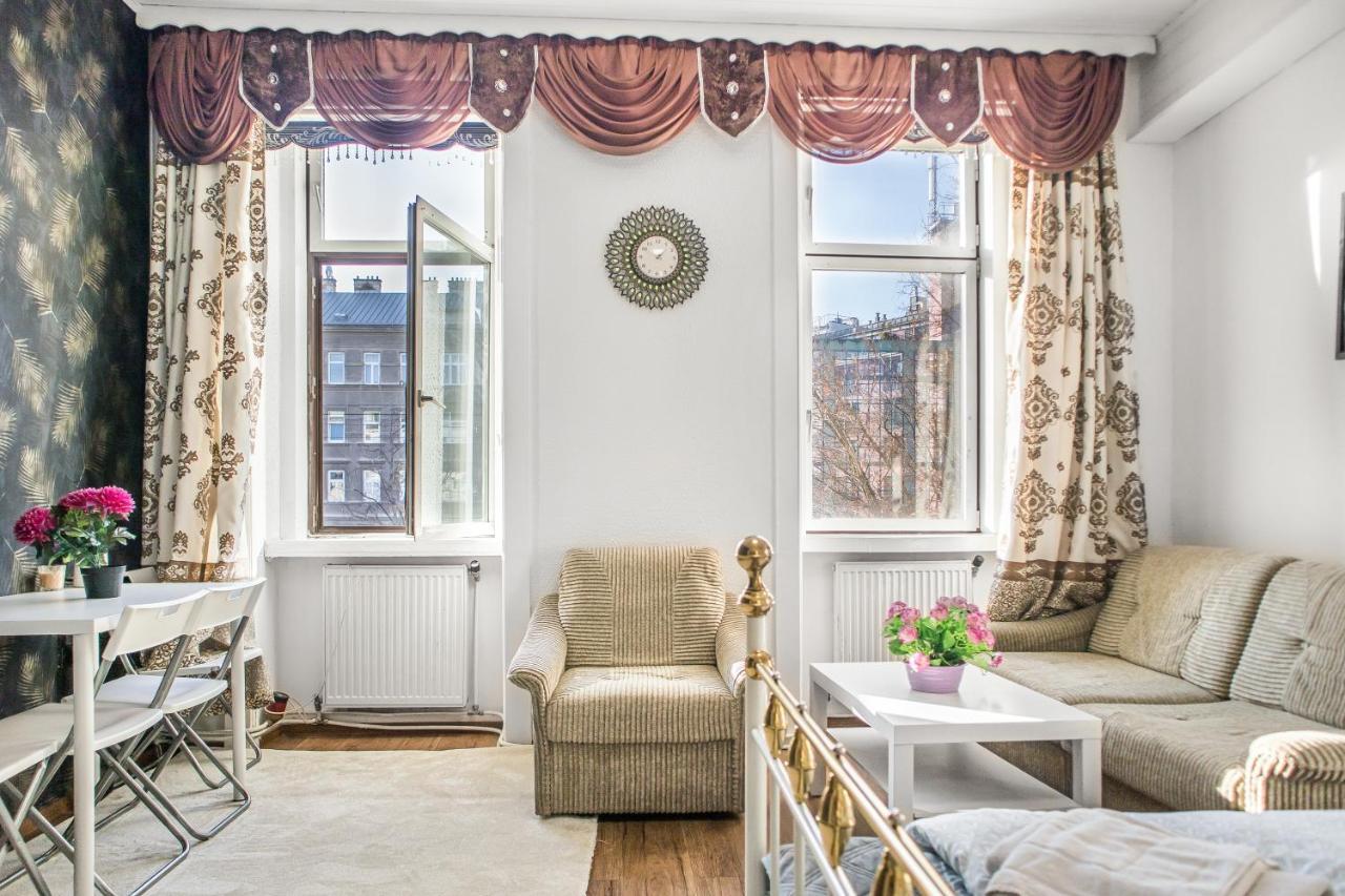 Apartamento Adorable 2Br Apt. Near Millenium Tower And Danube Viena Exterior foto